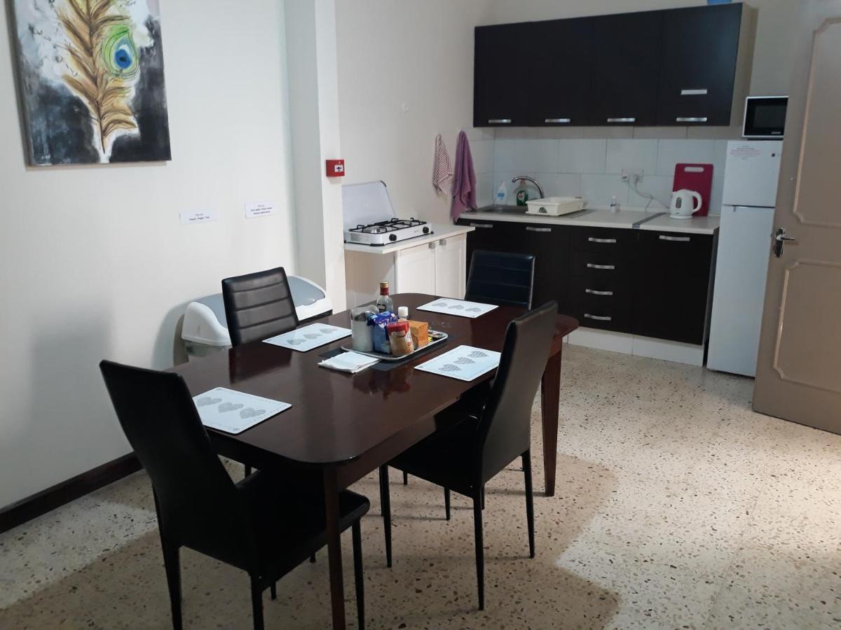 Seabreeze Holiday Guestrooms St. Paul's Bay Ngoại thất bức ảnh