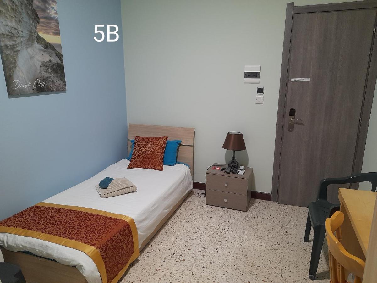 Seabreeze Holiday Guestrooms St. Paul's Bay Ngoại thất bức ảnh