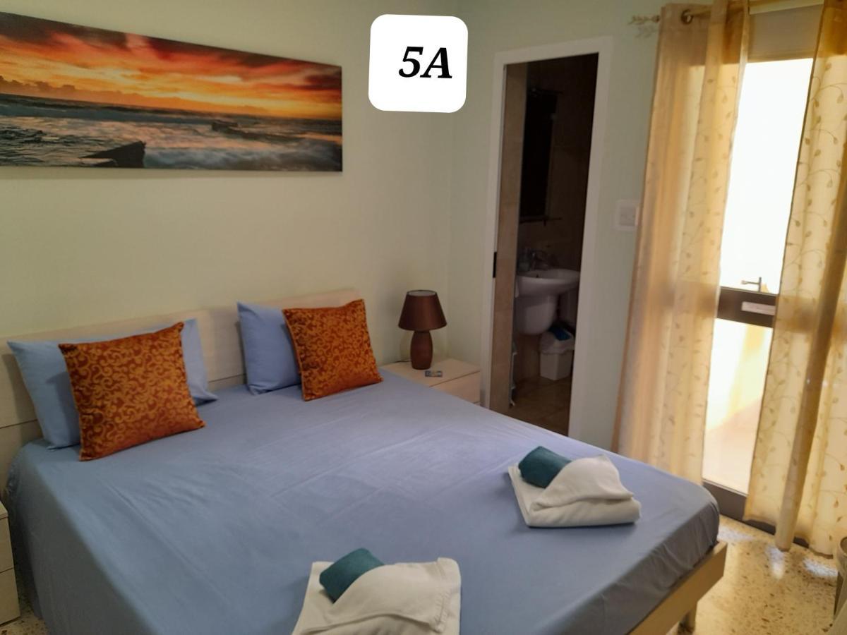 Seabreeze Holiday Guestrooms St. Paul's Bay Ngoại thất bức ảnh