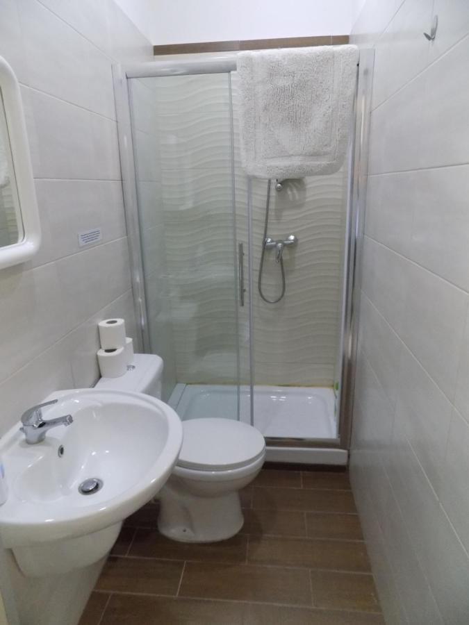 Seabreeze Holiday Guestrooms St. Paul's Bay Ngoại thất bức ảnh